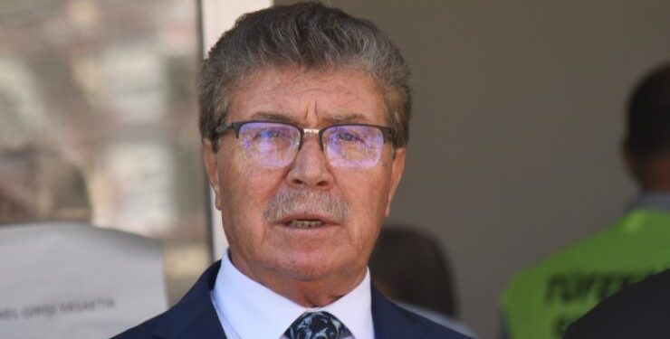 Başbakan Üstel, aniden rahatsızlanan Öncü’yü hastanede ziyaret etti