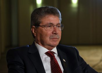 Başbakan Üstel’den sağduyu çağrısı