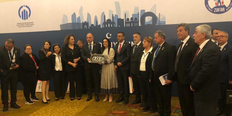 Şehit Aileleri ve Malül Gaziler Derneği Başkanı Benan ve beraberindeki heyet Bakü’de konferansa katıldı