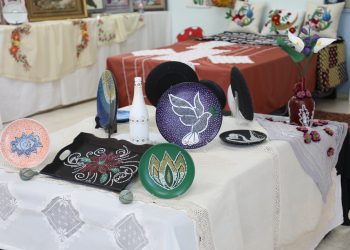 Düzova Köy Kadın Kursu’nun yılsonu sergisi açıldı