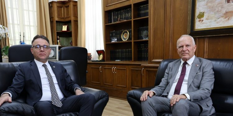 Töre, Yüksek Mahkeme Başkanı Bertan Özardağ’ı ziyaret etti