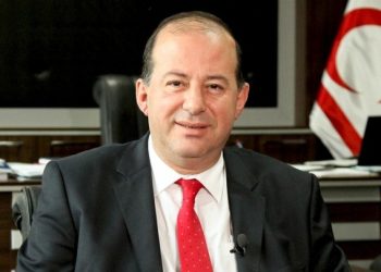 Sağlık Bakanı Dinçyürek, aşırı sıcaklardan korunmak gerektiği konusunda halkı uyardı