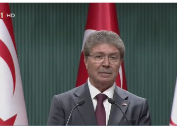 Başbakan Üstel: Tarihi bir antlaşmaya imza attık