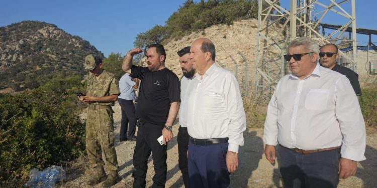 Cumhurbaşkanı Tatar yangın bölgesine gitti