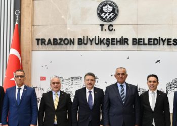 Milli Eğitim Bakanı Çavuşoğlu Trabzon’da resmi temaslarda bulunuyor