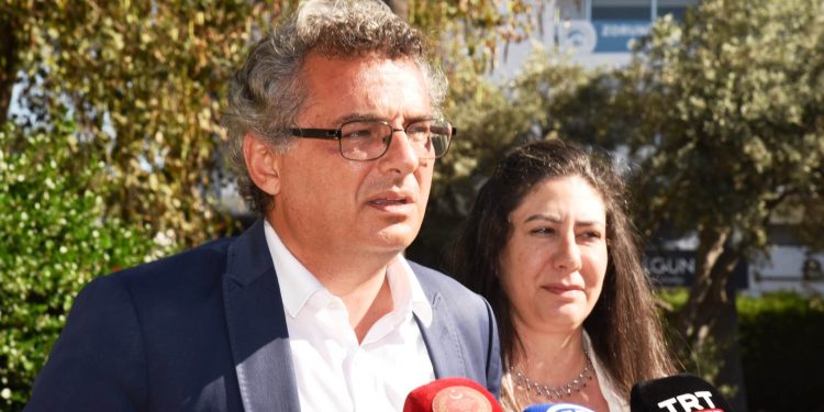 Erhürman:Bildik meseleler, düşünceler tekrarlandı