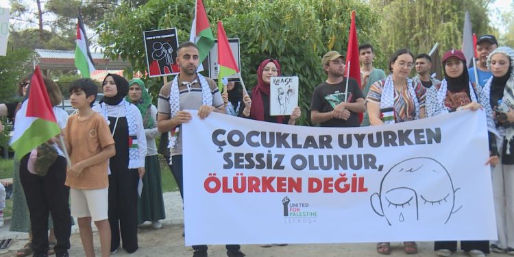 Lefkoşa’da dün İsrail’in Gazze’ye yönelik saldırıları protesto edildi