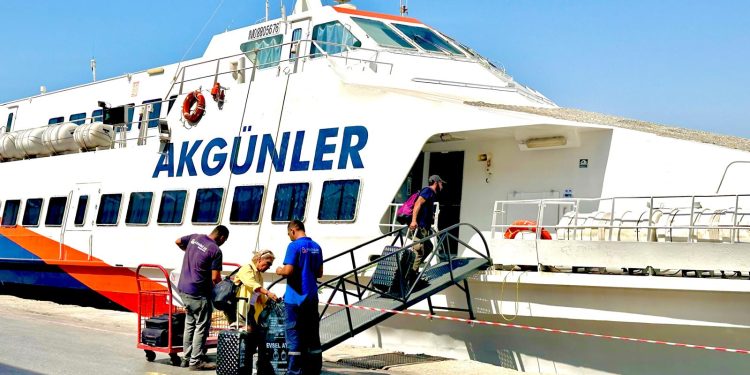 Akgünler Denizcilik Girne-Mersin seferlerine başladı