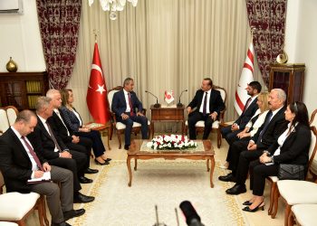 Başbakan Yardımcısı Ataoğlu, TBMM Milli Eğitim, Kültür, Gençlik ve Spor Komisyonu Başkanı Özer ve heyetini kabul etti