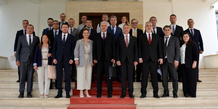 Başbakanlık Dijital Dönüşüm ve Elektronik Devlet Kurumu çalışmalarına başladı