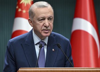 Cumhurbaşkanı Erdoğan A Milli Futbol Takımı'nı telefonla arayarak kutladı