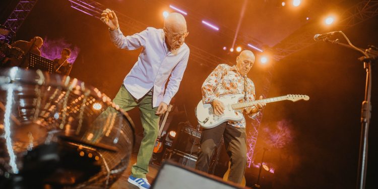 MFÖ, Salamis Antik Tiyatro’da konser verdi