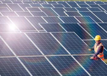 Bayraktar: Türkiye’de güneş enerjisinin elektrik üretimindeki payı yüzde 44 ile rekor kırdı