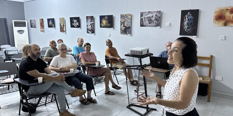 FODER’de Emel Sefer’den fotoğraf sunumu ve söyleşi