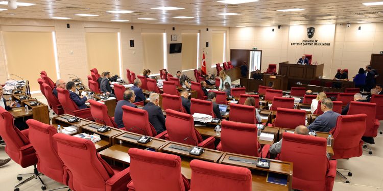 Meclis’te güncel konuşmalarda elektrik kesintileri gündem oldu