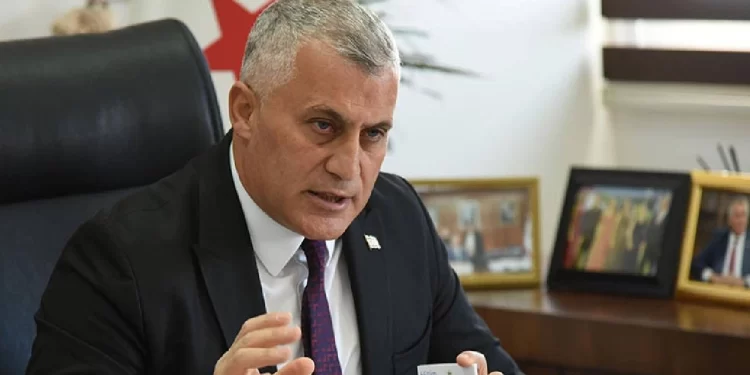 Ekonomi ve Enerji Bakanı Amcaoğlu: “Berberlerin hizmet tarifelerini euro olarak belirlemesi tüzüğe aykırı”