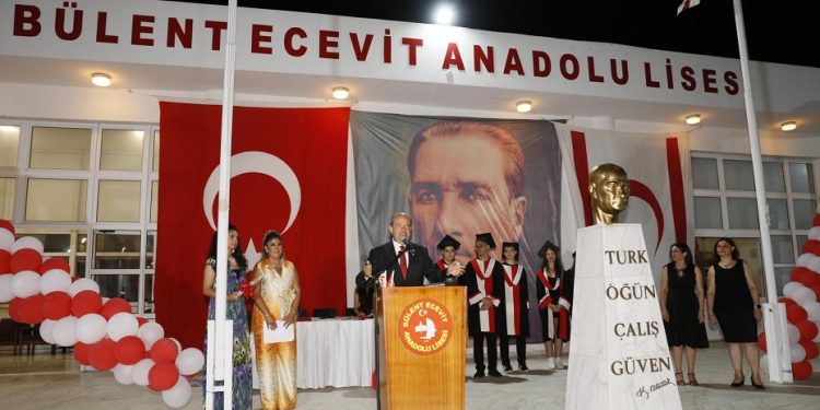 Cumhurbaşkanı Tatar, Bülent Ecevit Anadolu Lisesi’nin mezuniyet törenine katıldı