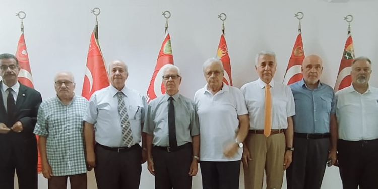 Milli Mücadele Vakfı Mütevelli Heyeti ve Yönetim Kurulu Üyeleri, TMT Mücahitler Derneği’ni ziyaret etti