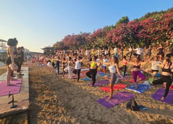 “Herkes için Yoga” sloganıyla Girne’de yoğa etkinliği düzenlendi