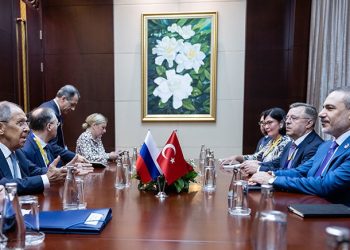 Fidan, Lavrov ile görüştü