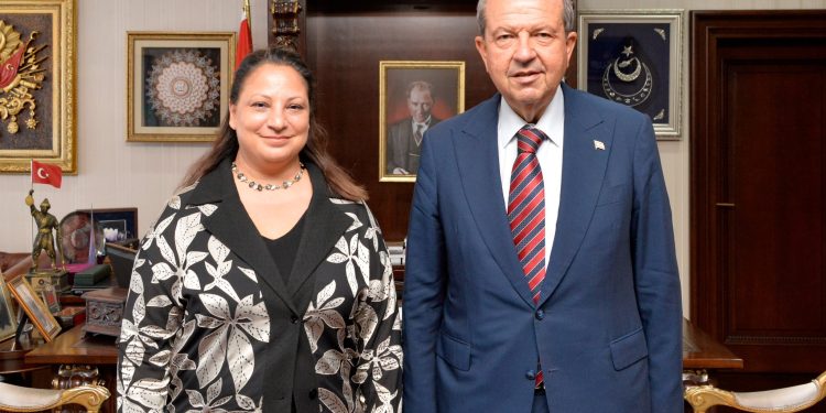 Cumhurbaşkanı Tatar, KKTC Berlin Temsilciliği görevine atanan Emine Andız Ertürk’ü kabul etti
