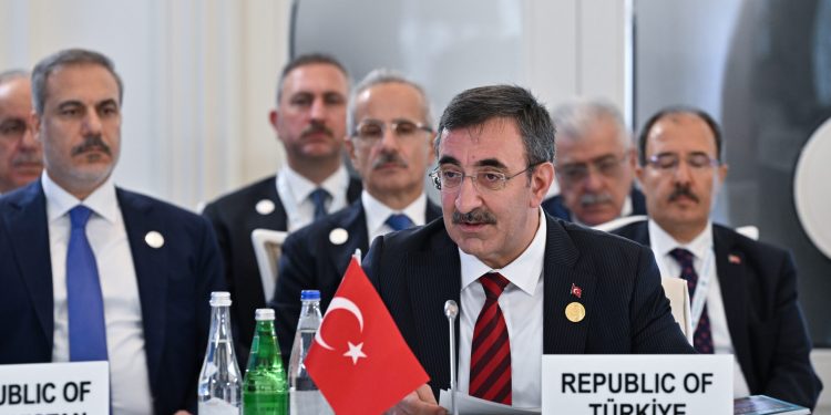 Cevdet Yılmaz: “Sayın Tatar’ın bir sonraki Bişkek Zirvesi’ne de katılmasını arzu ediyoruz”