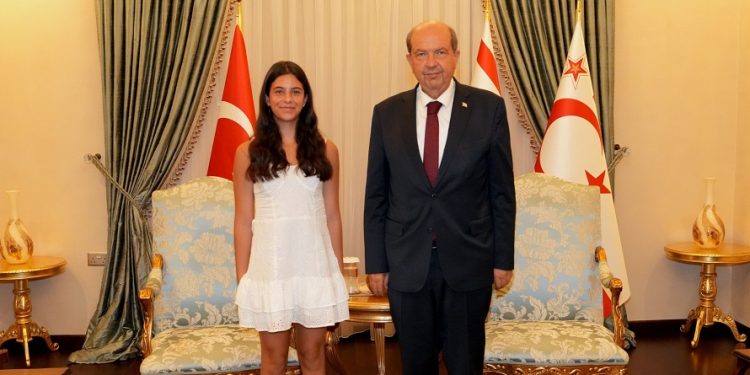 Cumhurbaşkanı Tatar, Latin Dans sporcusu Sermaye’yi kabul etti