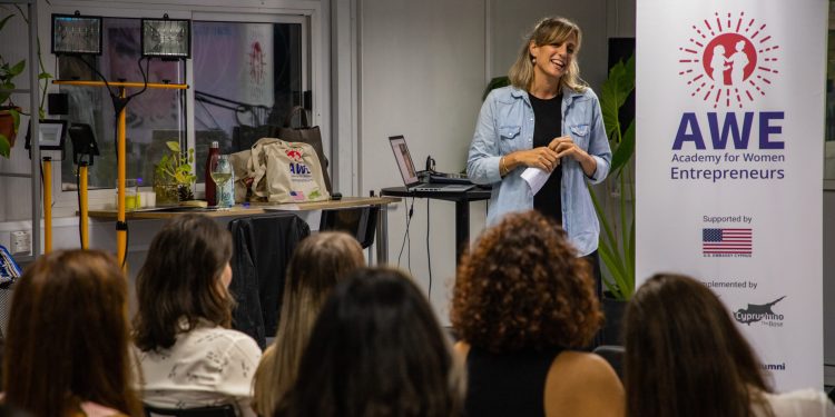 Kadın Girişimciler Akademisi eylül ayında başlıyor