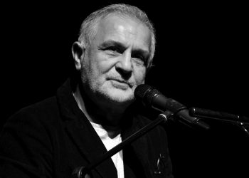 2014 yılında beyin kanaması geçiren oyuncu ve sunucu Kenan Işık hayatını kaybetti