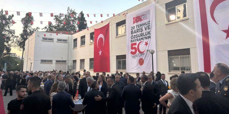 Meclis Başkanı Töre, 20 Temmuz Barış ve Özgürlük Bayramı’nın 50’nci yıldönümü dolayısı ile resepsiyon düzenledi