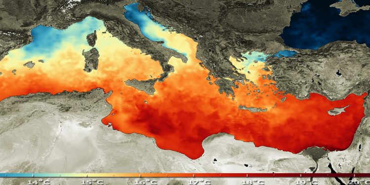 Akdeniz’de deniz suyu sıcaklığının 31 dereceyle rekor seviyeye ulaşması bekleniyor