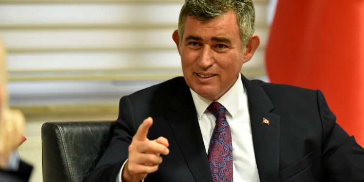 Feyzioğlu: “PKK nasıl bir kuklaysa FETÖ de bir kukladır. Kuklacılar aynıdır”