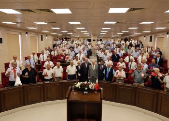 Mücahitler ve muharip derneklerden temsilciler, Meclis Başkanı Töre’yi ziyaret etti