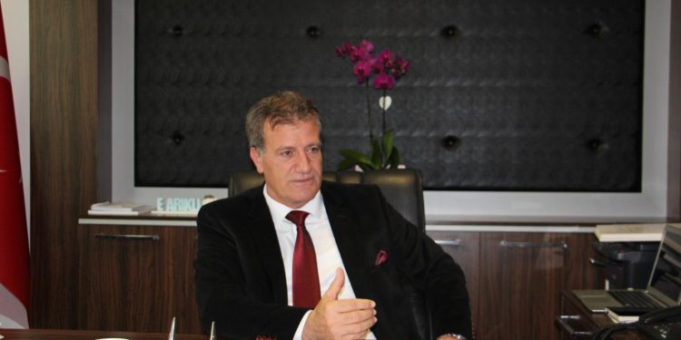 Arıklı:Türkiye’nin Kıbrıs’ta hava ve deniz üssü kurma zamanı geldi