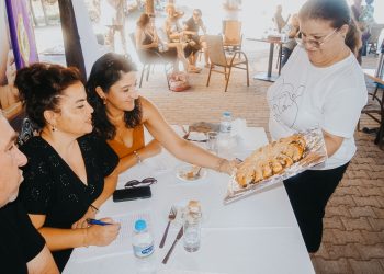 Üzüm Festivali’nde “Üzüm Bağından Sofraya Yemek Yarışması” etkinliği düzenledi