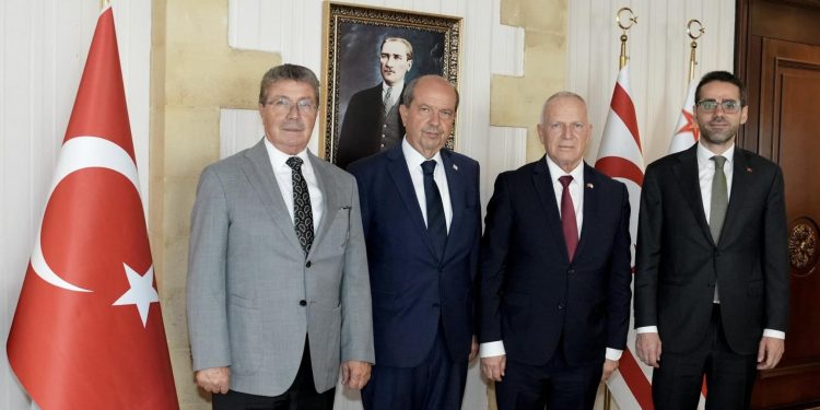 Cumhurbaşkanı Tatar, Türkiye’nin Lefkoşa Büyükelçisi Serim onuruna yemek verdi…Serim:’KKTC’yi daha güzel yarınlara ulaştırmak için çalışmaya devam edeceğiz’