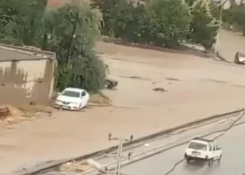 Ankara’da sağanak hayatı felç etti