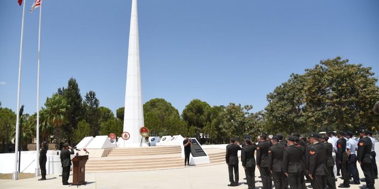 1 Ağustos Toplumsal Direniş Bayramı dolayısıyla Cumhuriyet Parkı Anıtı’nda tören yapıldı