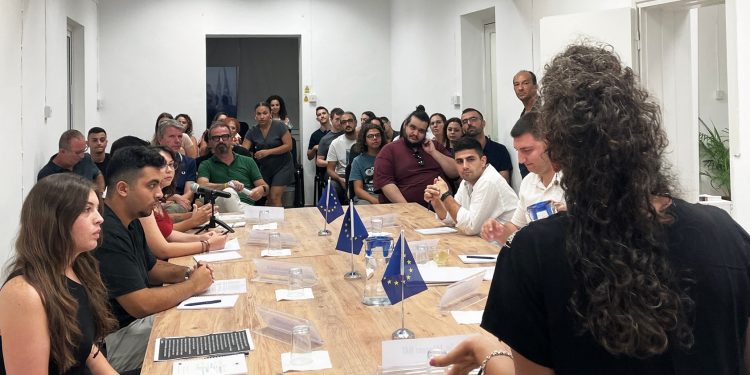 15. Lefkoşa Gençlik Günleri, yuvarlak yasa toplantısıyla tamamlandı