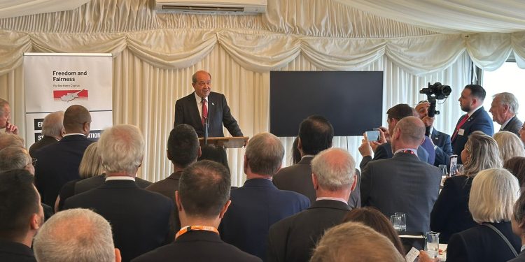 Cumhurbaşkanı Tatar, Birleşik Krallık Parlamentosu Thames Pavilion bölümünde konuşma yaptı
