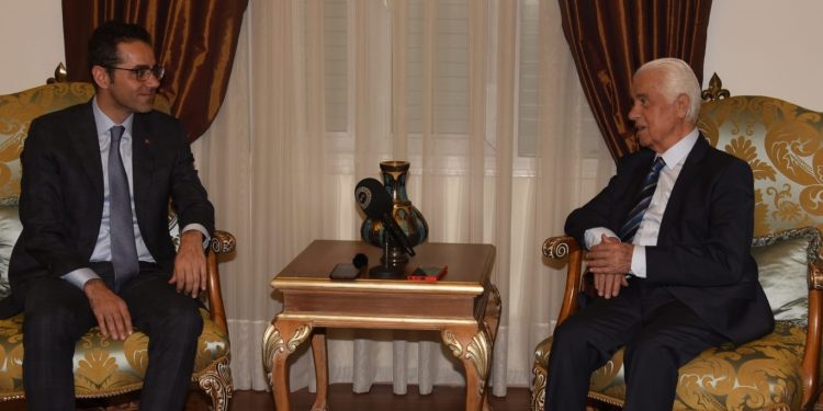 Türkiye’nin Lefkoşa Büyükelçisi Serim, 3’üncü Cumhurbaşkanı Eroğlu’nu ziyaret etti