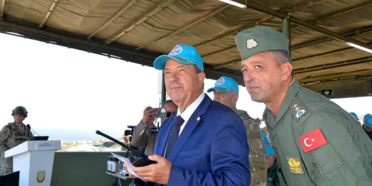 Cumhurbaşkanı Tatar, Şehit Yüzbaşı Cengiz Topel Akdeniz Fırtınası Tatbikatı’nı izledi