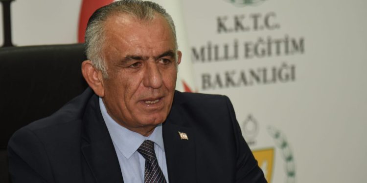 Çavuşoğlu yeni eğitim yılı öncesinde değerlendirmede bulundu:“Hedefimiz okullarımızdaki güçlendirme çalışmalarının tamamlanmasının ardından, önümüzdeki yıllarda bu uygulamayı artırarak devam ettirmektir”