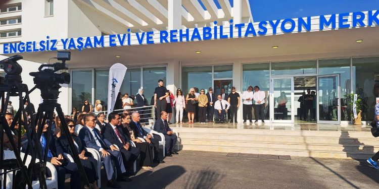 Engelsiz Yaşam Evi hizmete açıldı
