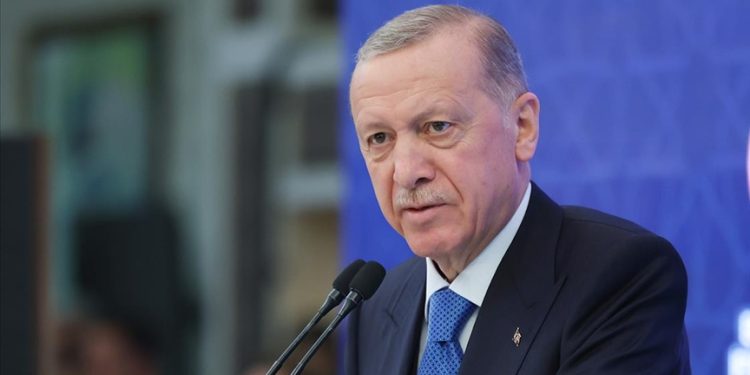 Erdoğan’dan BM’nin çevrim içi etkinliğine video mesaj: “Çocukların bombaların altında can verdiği bir dünyada, hiçbirimiz kendimizi güvende hissedemeyiz”