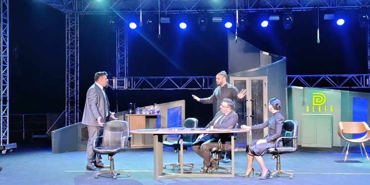 Devlet Tiyatroları’nın “Grönholm Metodu” oyunu seyirciyle buluştu