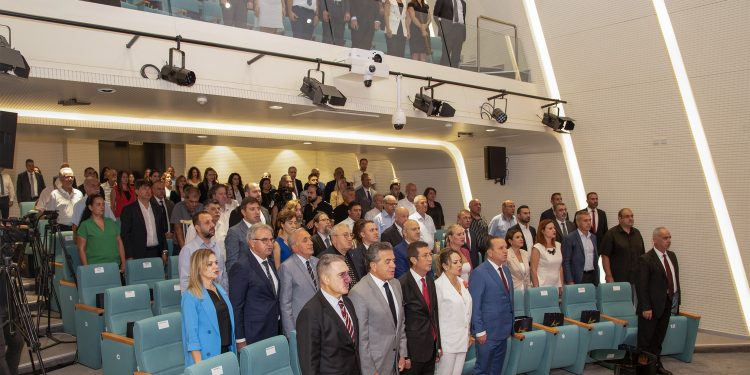 Koopbank’ta “Avrupa’dan ve Kuzey Kıbrıs’tan Örnekleriyle Kooperatifçilik” paneli düzenlendi