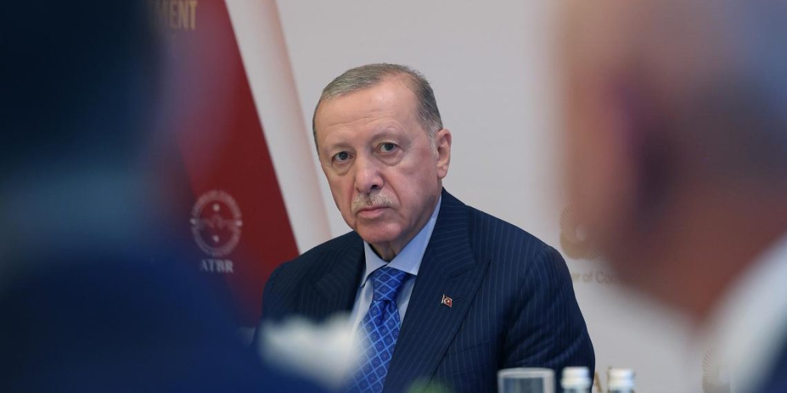 Erdoğan:Savunma sanayiinde ihracat engelleri kaldırılmalı