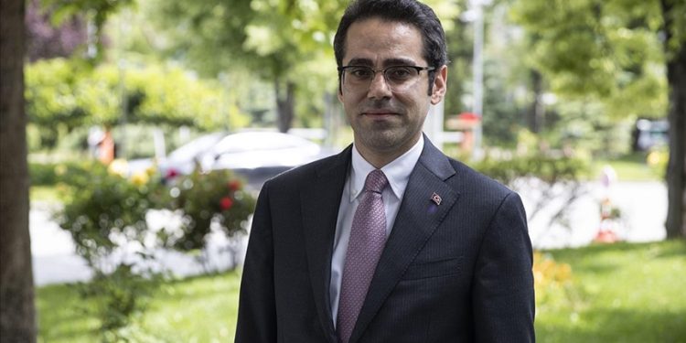 Büyükelçi Serim: Büyükelçilik olarak Şampiyon Meleklerimizin ailelerinin yanındayız