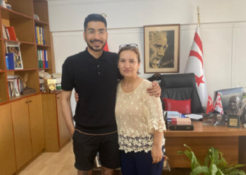 Mustafa Zaimağaoğlu’nun şiir kitabı “Fısıltılar” yayınlandı